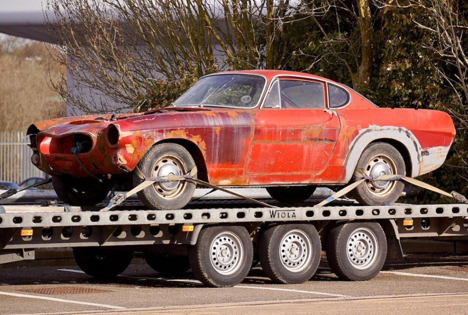 Wreck car removal